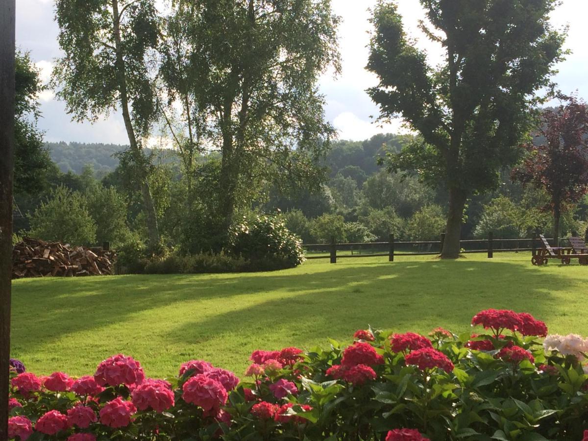 Hotel Le Grand Clos De Saint Martin Genneville Exterior foto